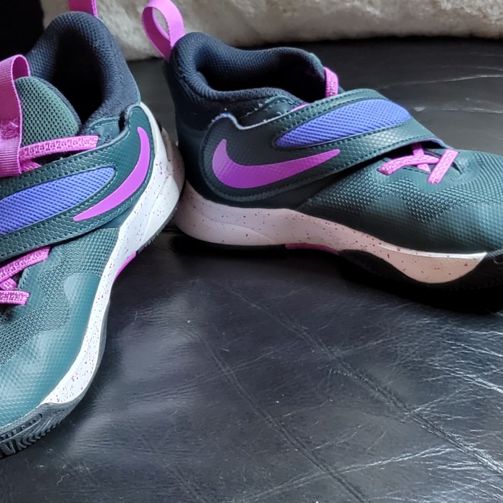 Nike Green and Purple Sneakers Breathable Slip-On Design